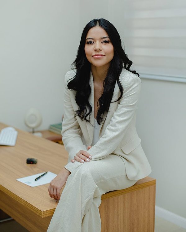 Dra. Christianne Mattos